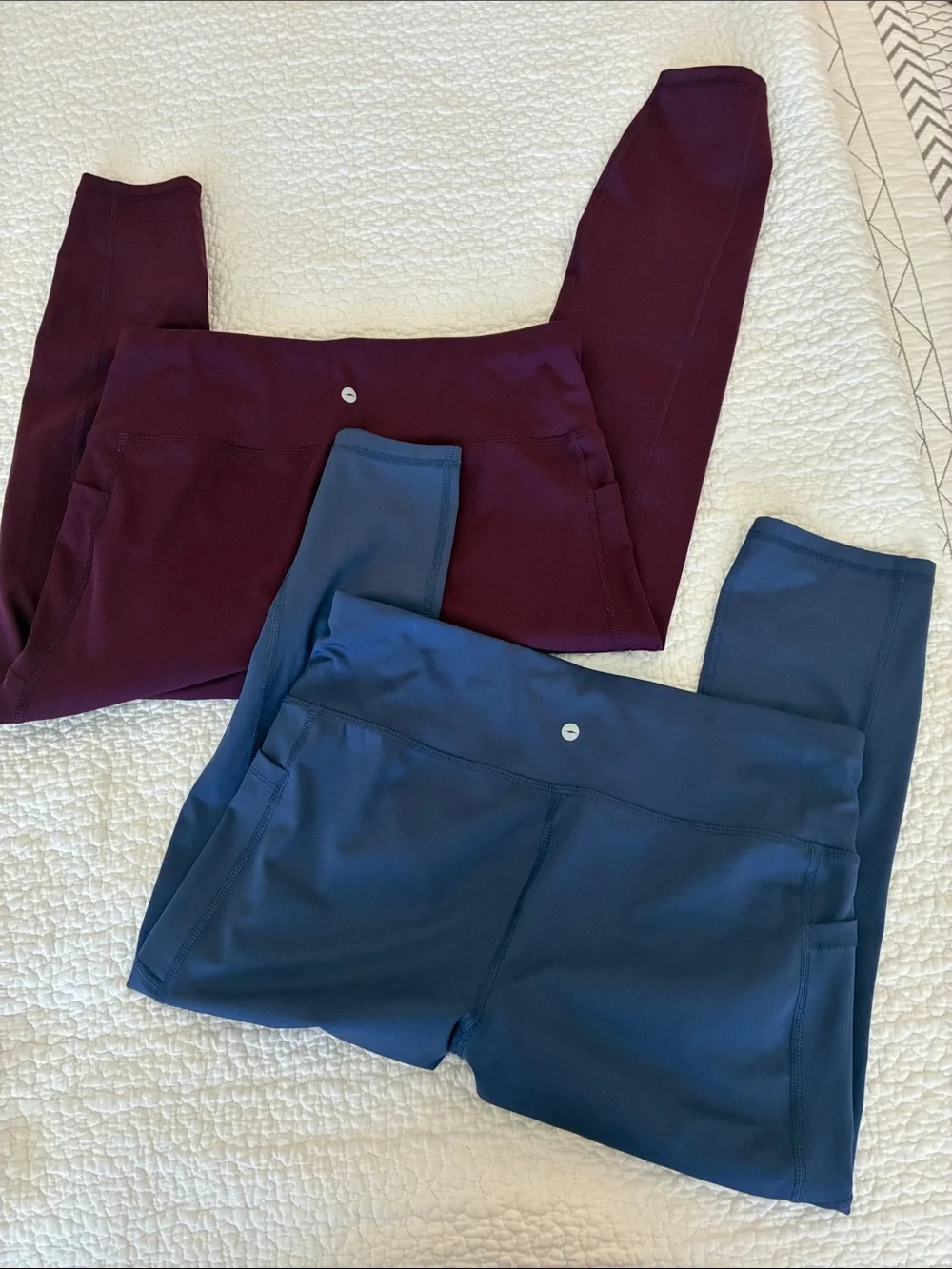 Avia two leggings
